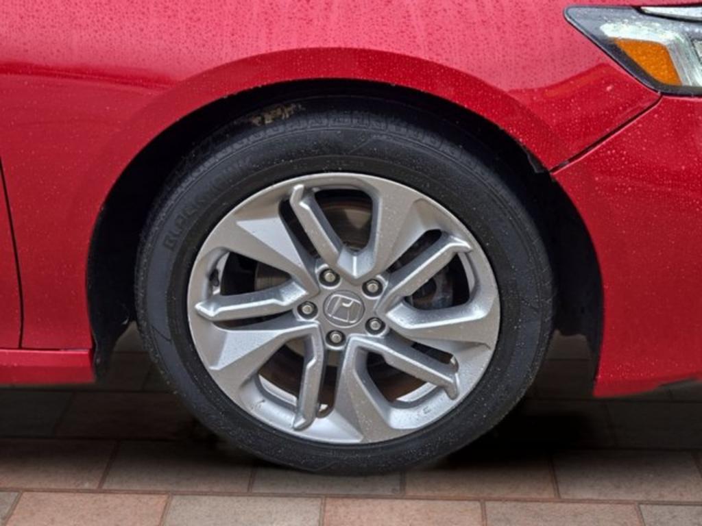 2019 Honda Accord - $16,999