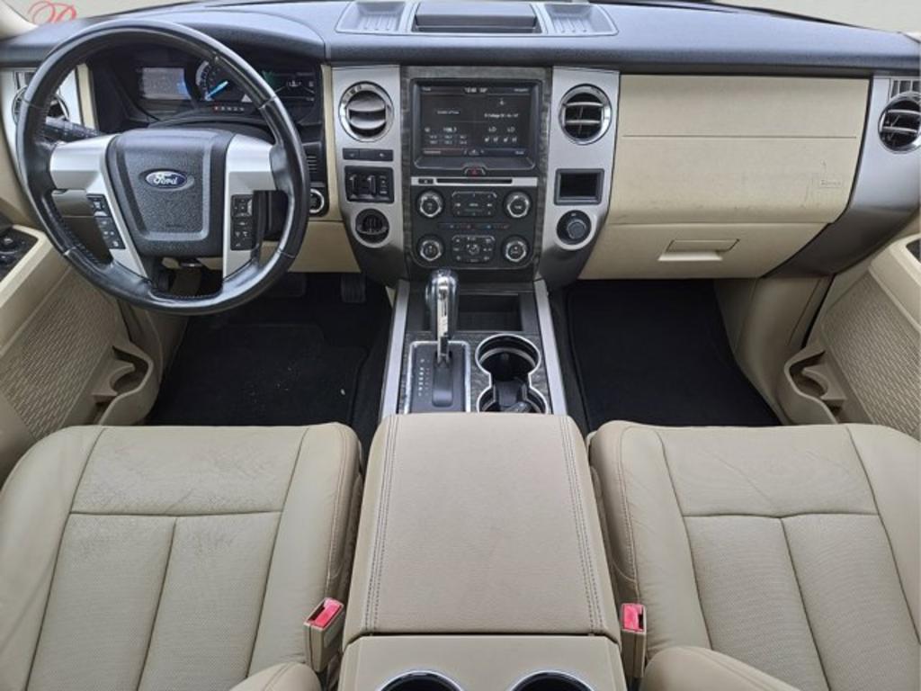 2015 Ford Expedition - $14,999