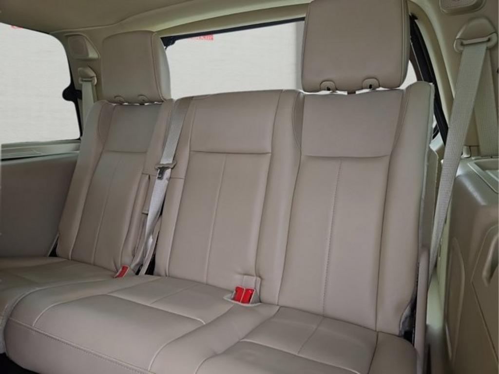 2015 Ford Expedition - $14,999