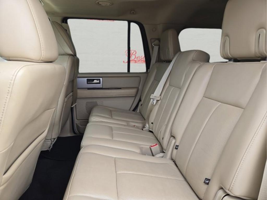 2015 Ford Expedition - $14,999