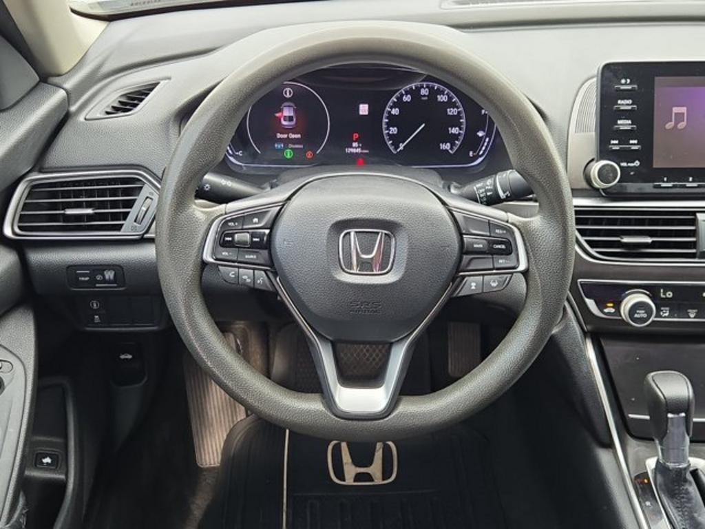 2018 Honda Accord - $17,999
