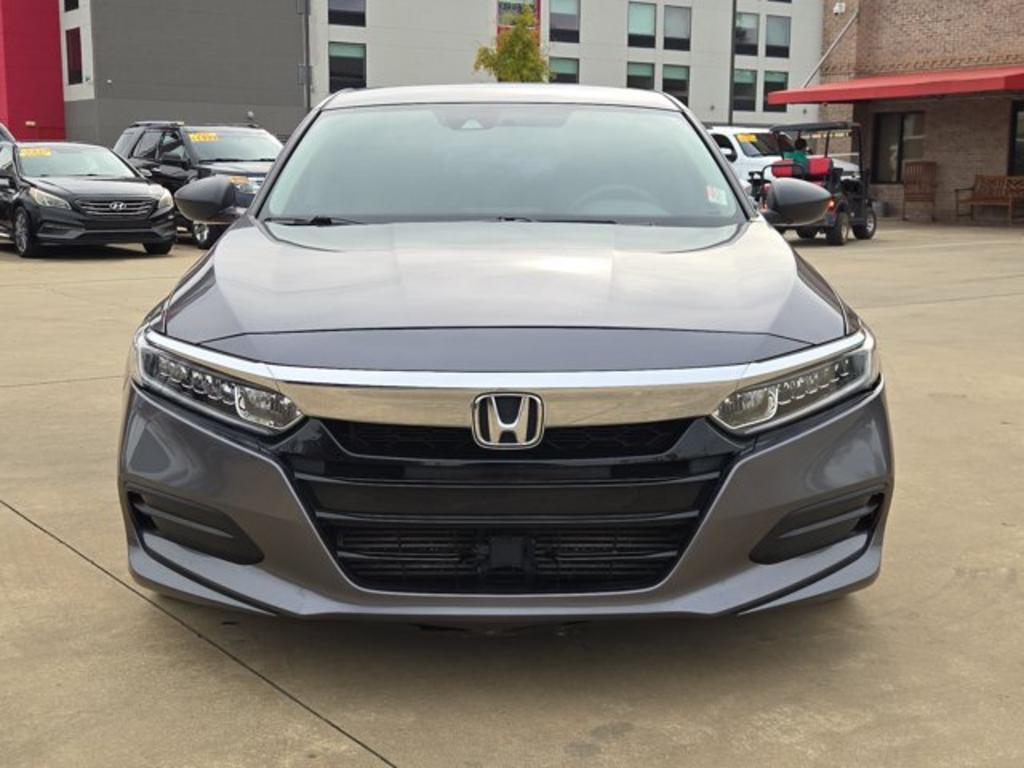 2018 Honda Accord - $17,999
