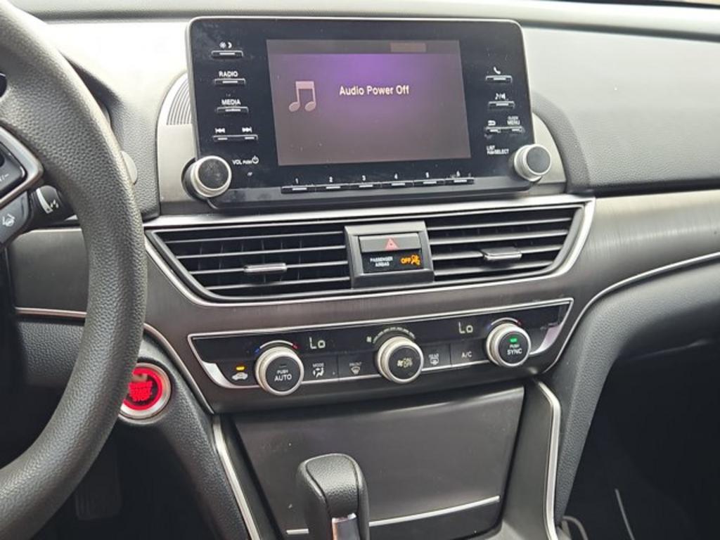 2018 Honda Accord - $17,999