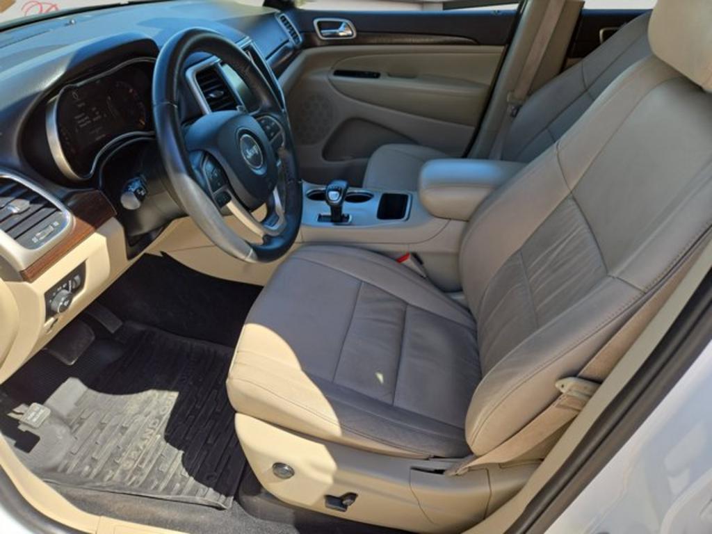2014 Jeep Cherokee - $10,999