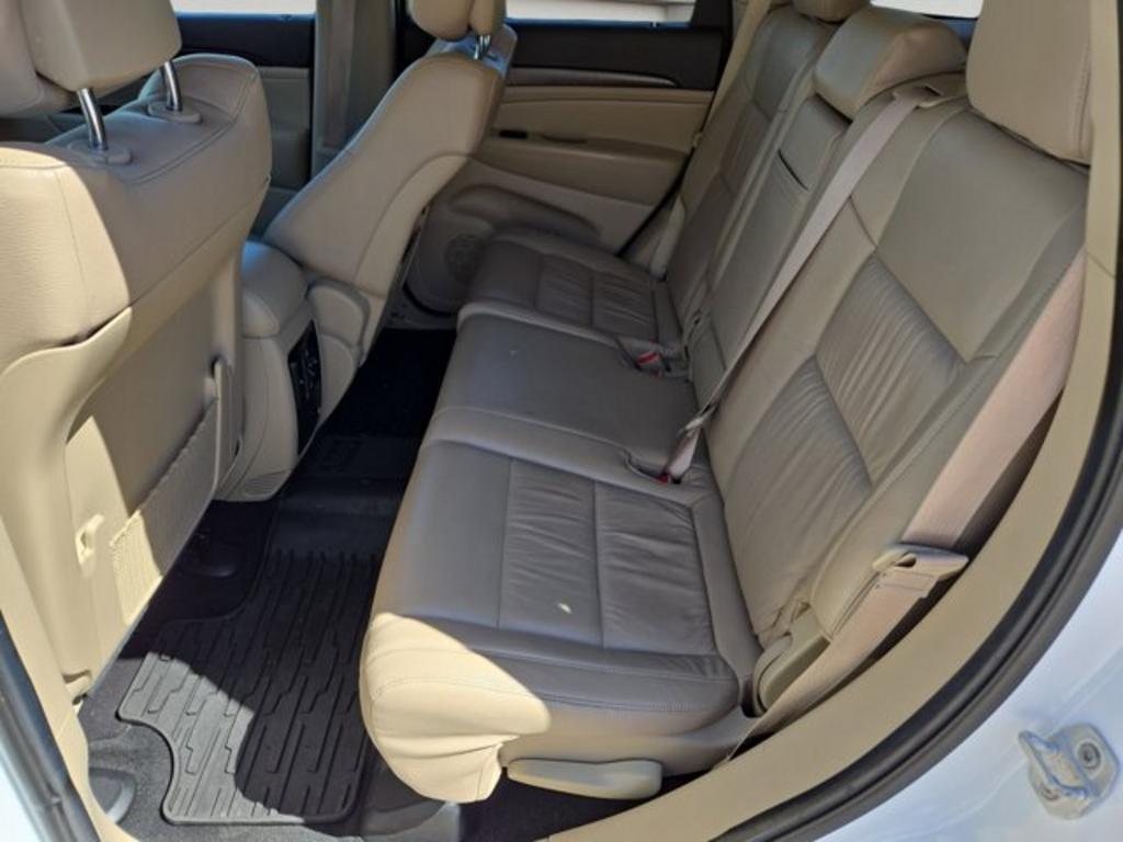 2014 Jeep Cherokee - $10,999