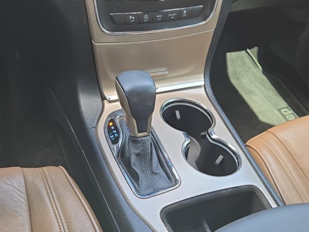 2017 Jeep Cherokee - $16,999