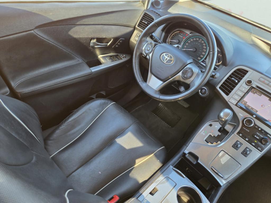 2015 Toyota Venza - $13,999