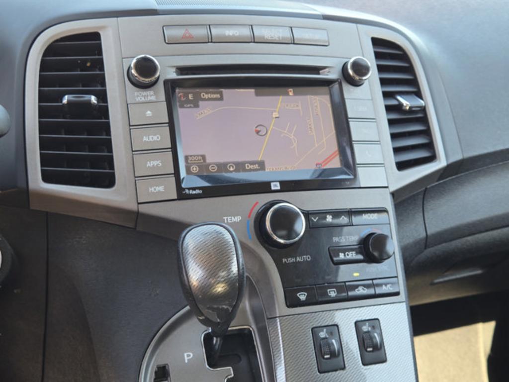 2015 Toyota Venza - $13,999