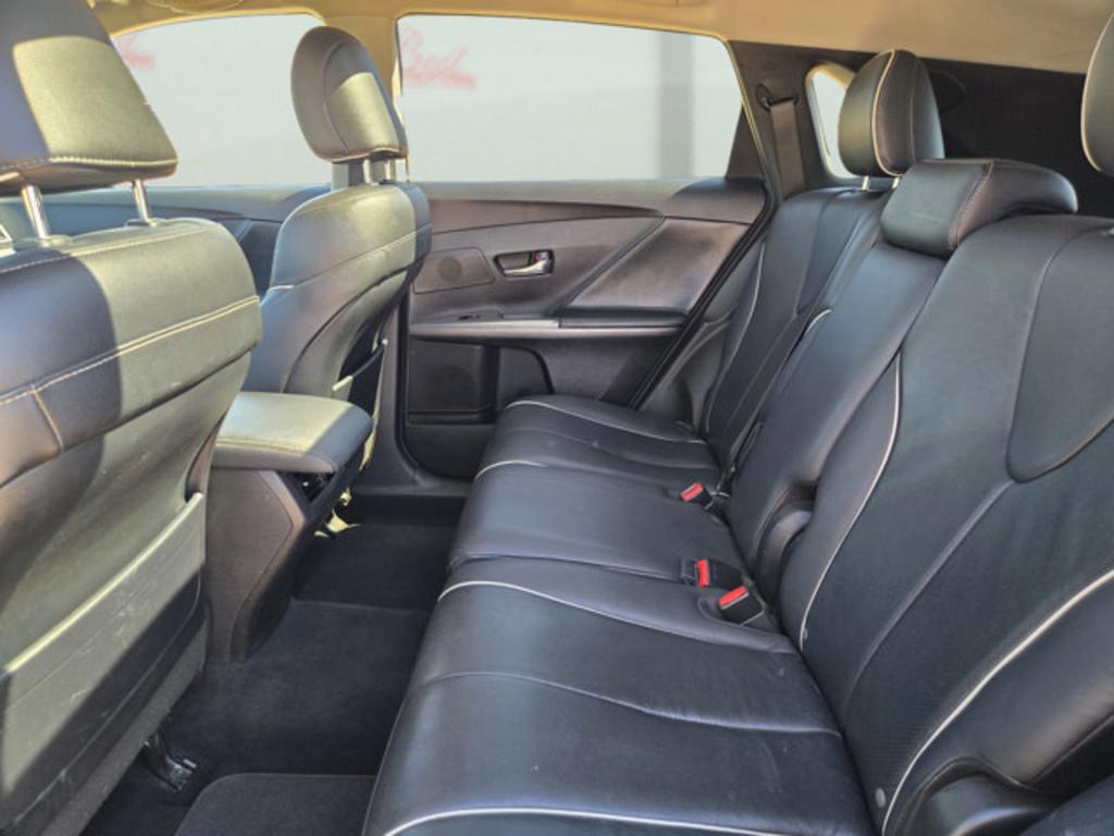2015 Toyota Venza - $13,999