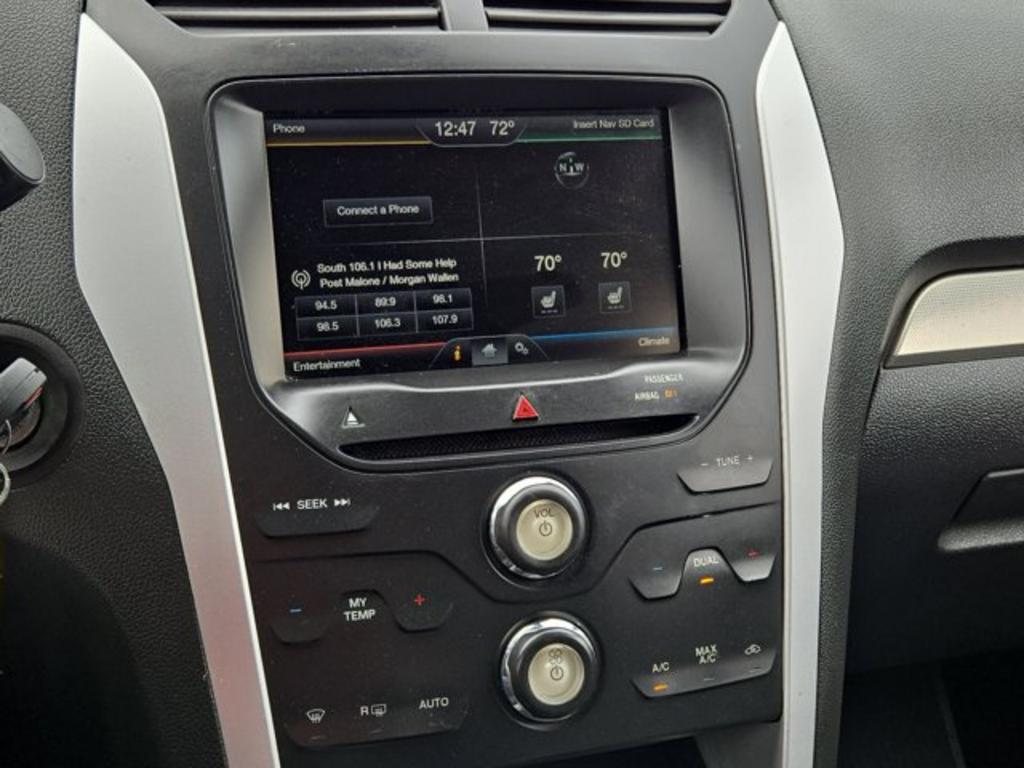 2015 Ford Explorer - $15,999