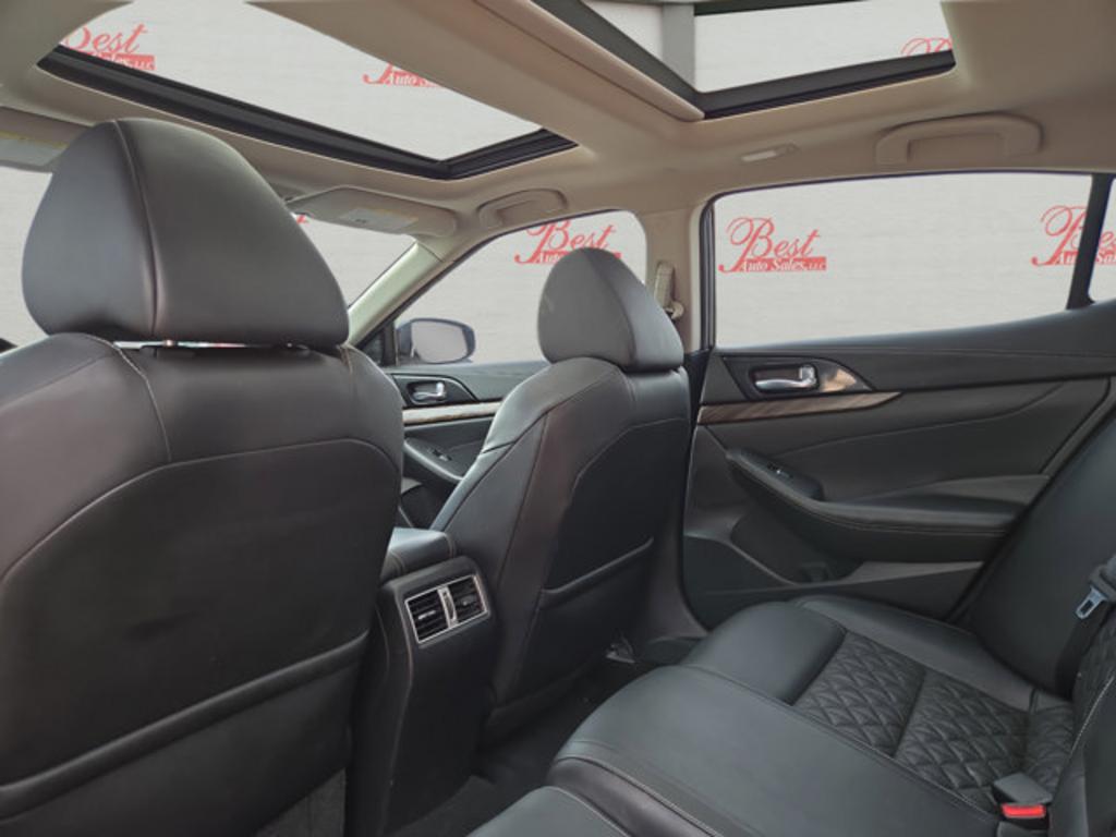 2016 Nissan Maxima - $13,999