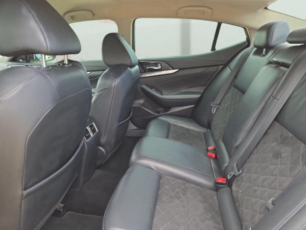2017 Nissan Maxima - $15,999