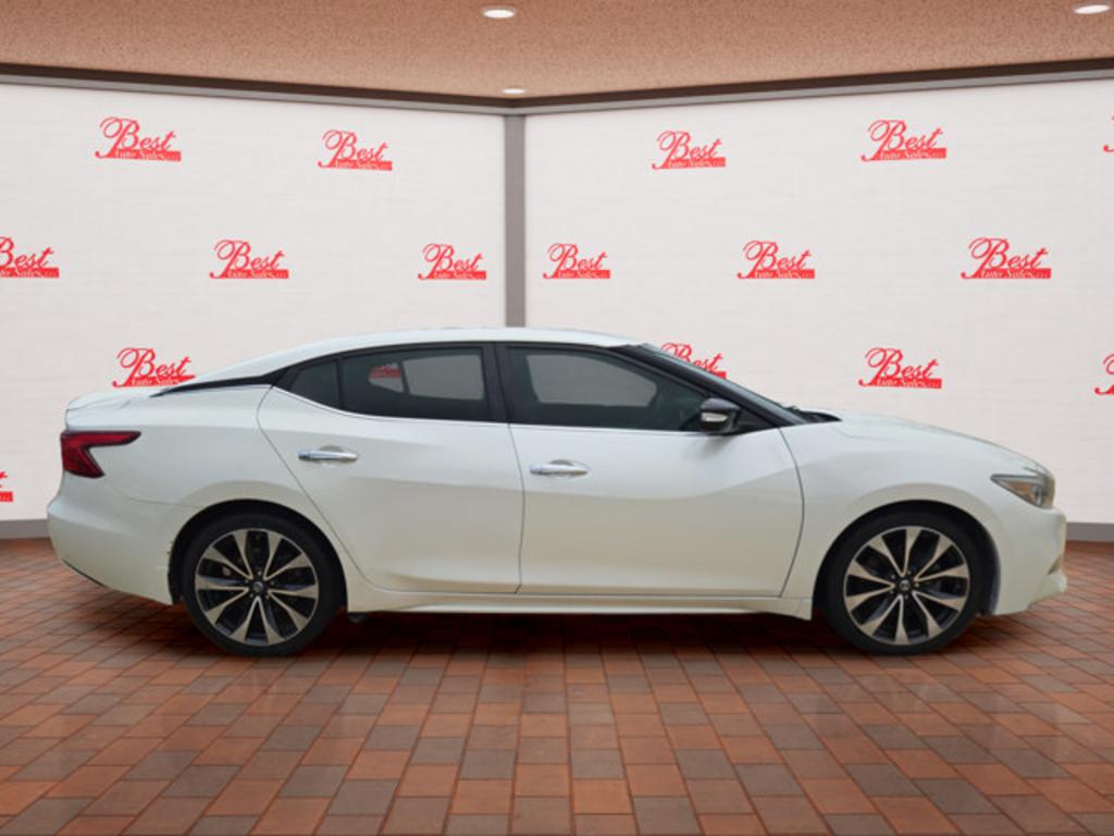 2017 Nissan Maxima - $15,999