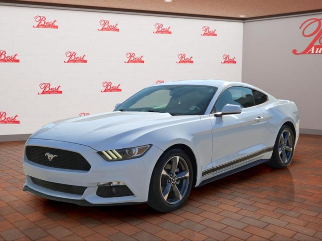2016 Ford Mustang photo