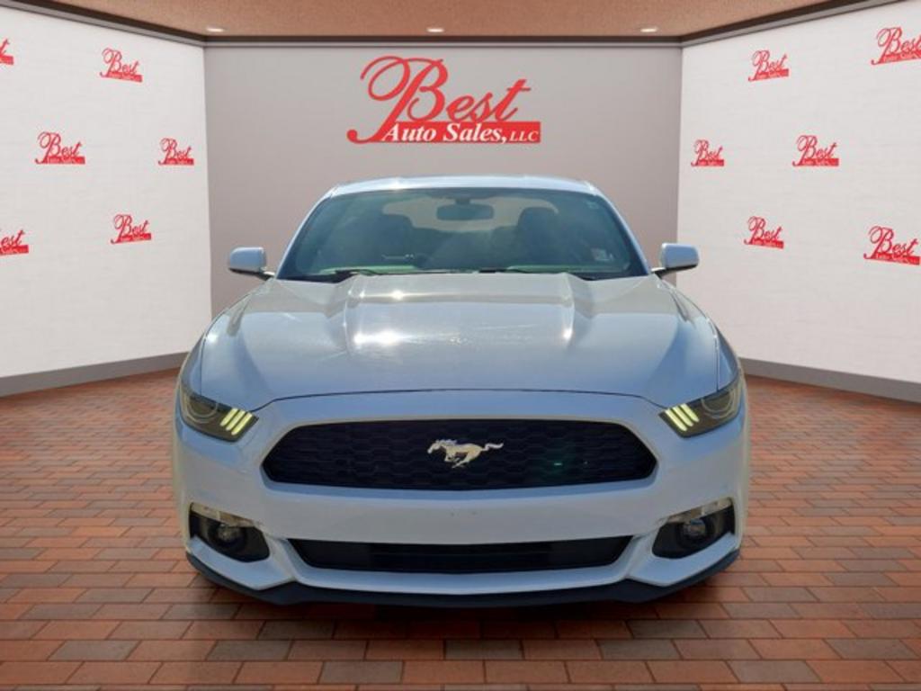 2016 Ford Mustang photo