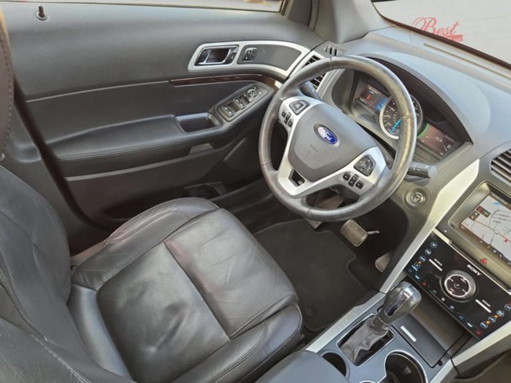 2015 Ford Explorer Limited photo