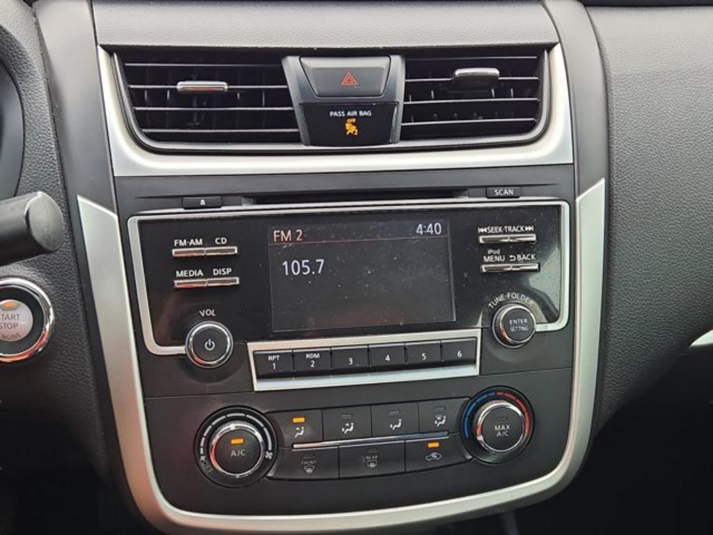 2017 Nissan Altima photo