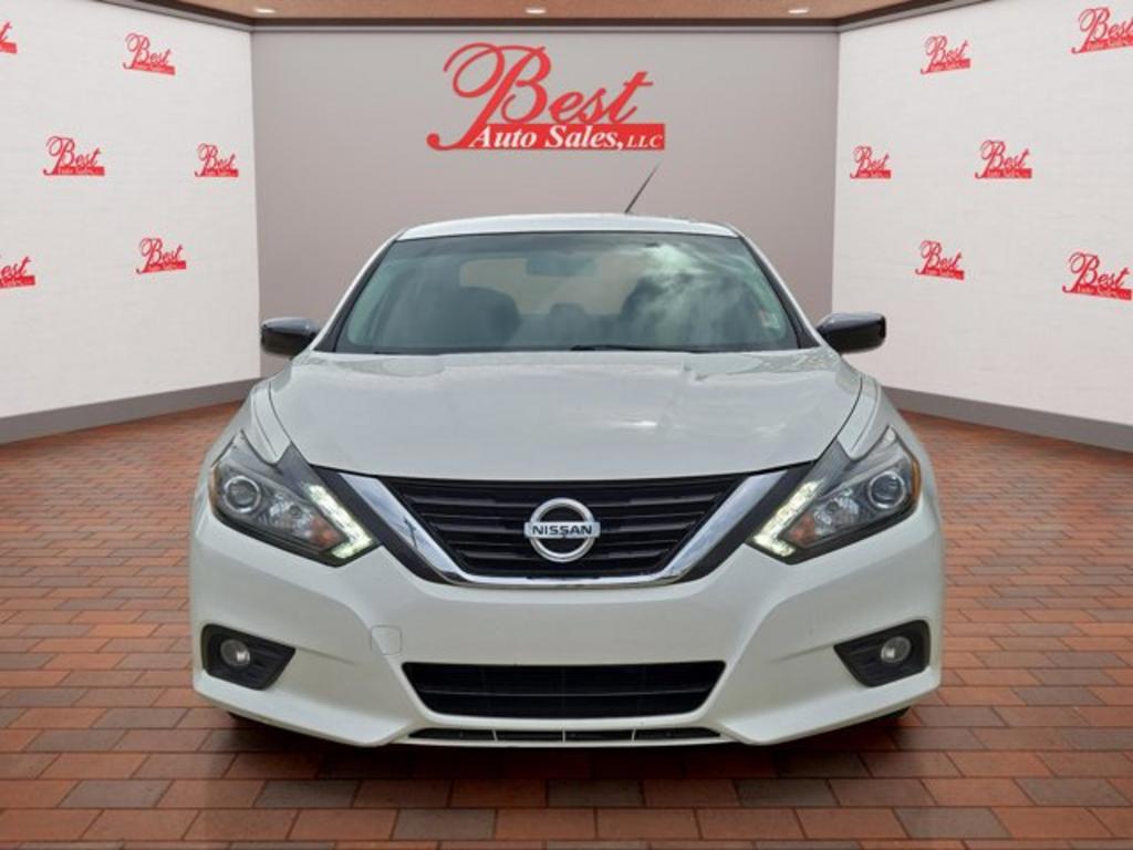 2017 Nissan Altima photo