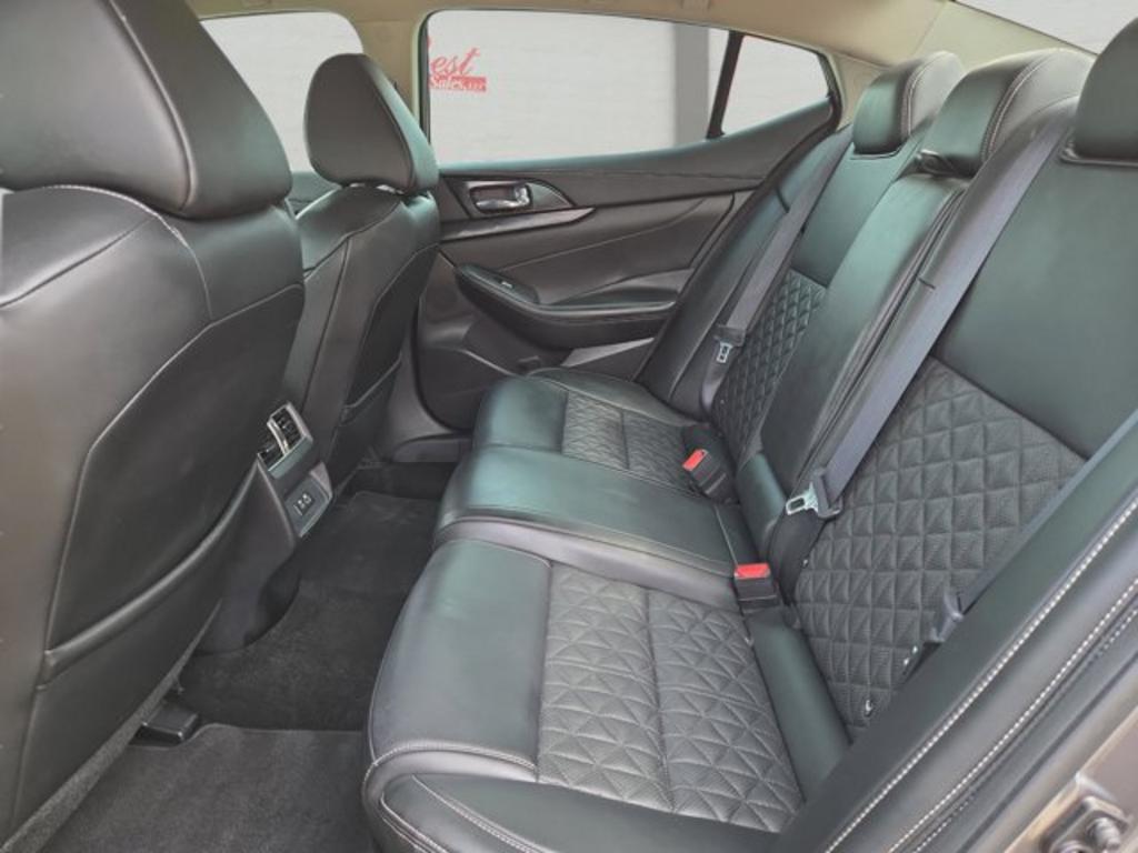 2019 Nissan Maxima Platinum photo
