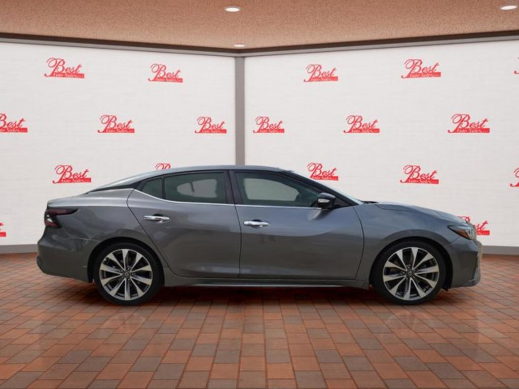 2019 Nissan Maxima Platinum photo
