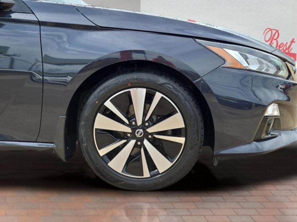 2019 Nissan Altima SL photo
