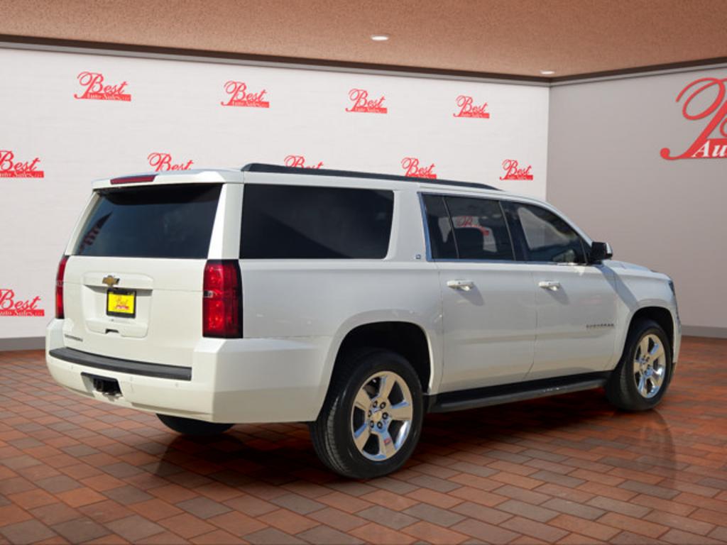 2016 Chevrolet Suburban - $16,999