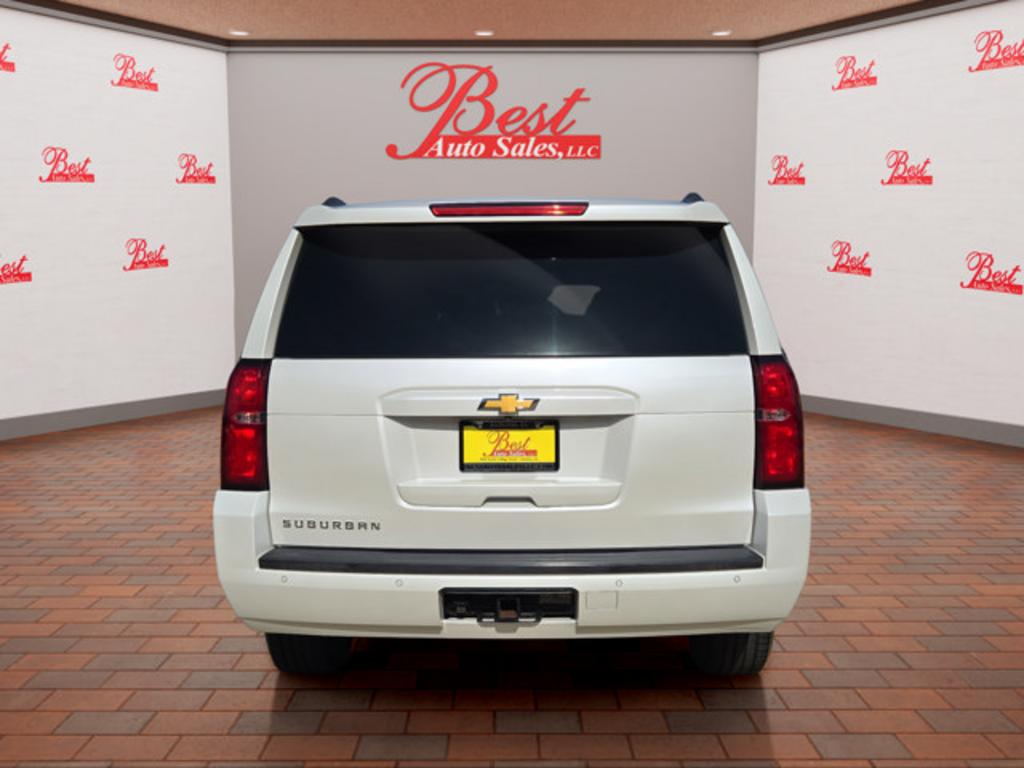 2016 Chevrolet Suburban - $16,999