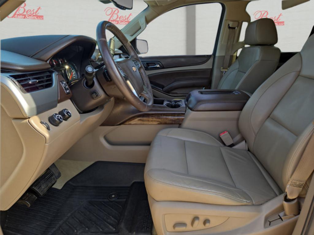 2016 Chevrolet Suburban - $16,999