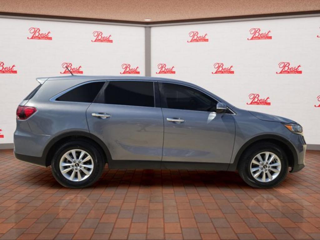 2020 Kia Sorento LX photo