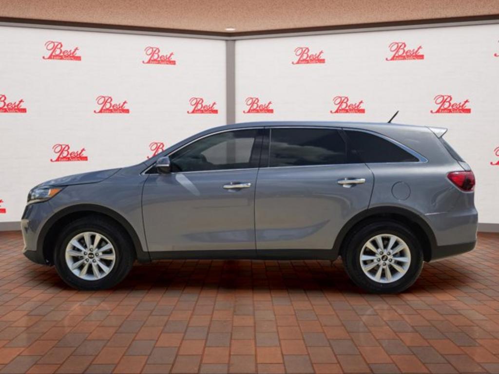2020 Kia Sorento LX photo