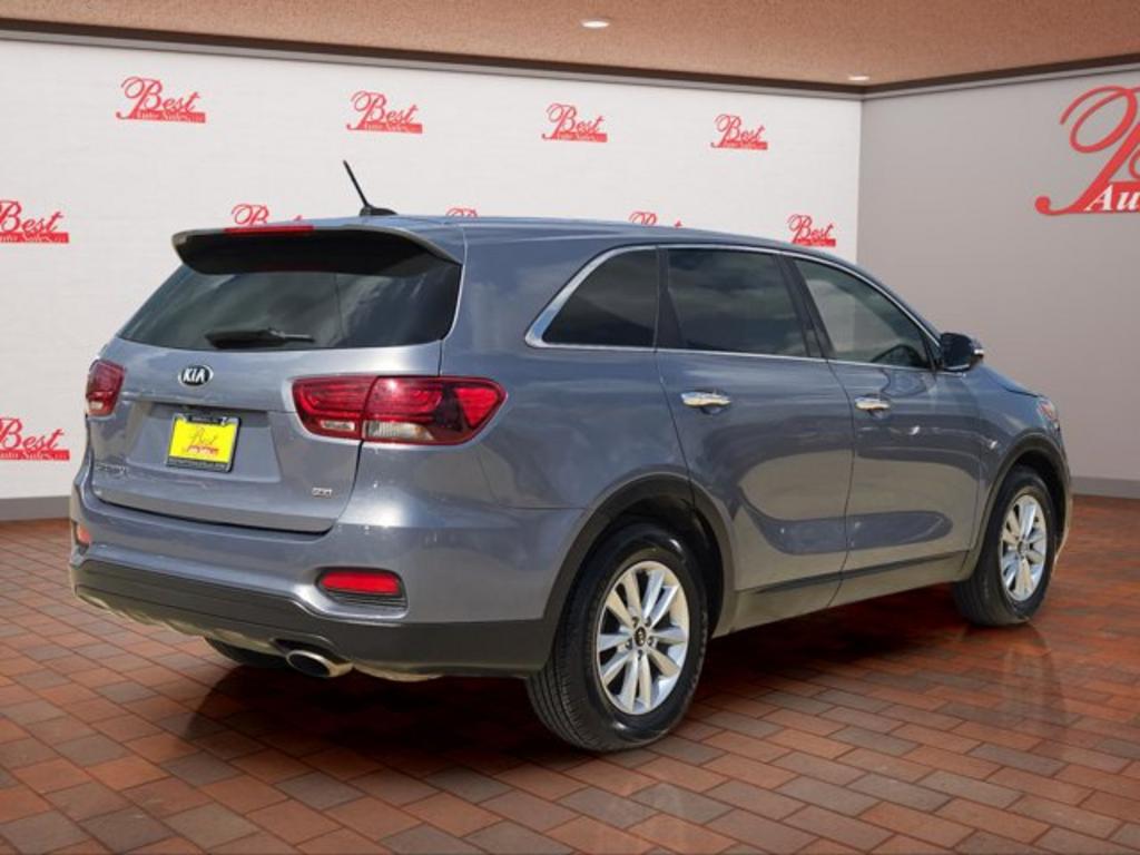 2020 Kia Sorento LX photo