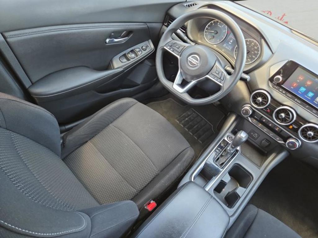 2020 Nissan Sentra S photo