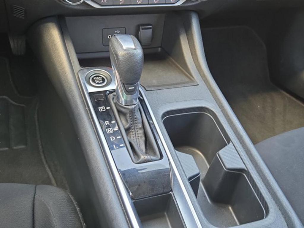 2020 Nissan Sentra S photo