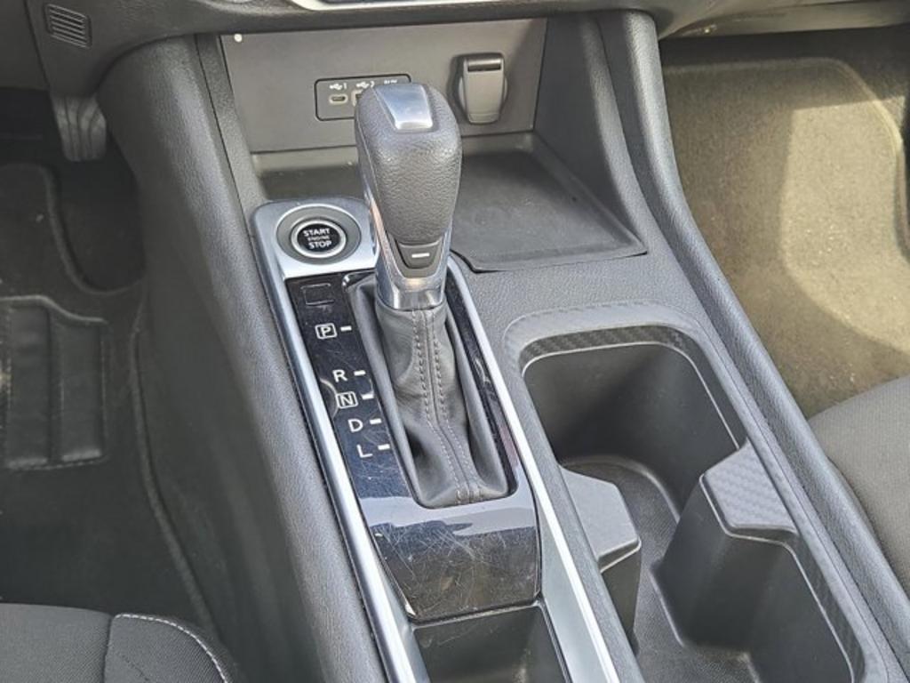 2022 Nissan Sentra SV photo