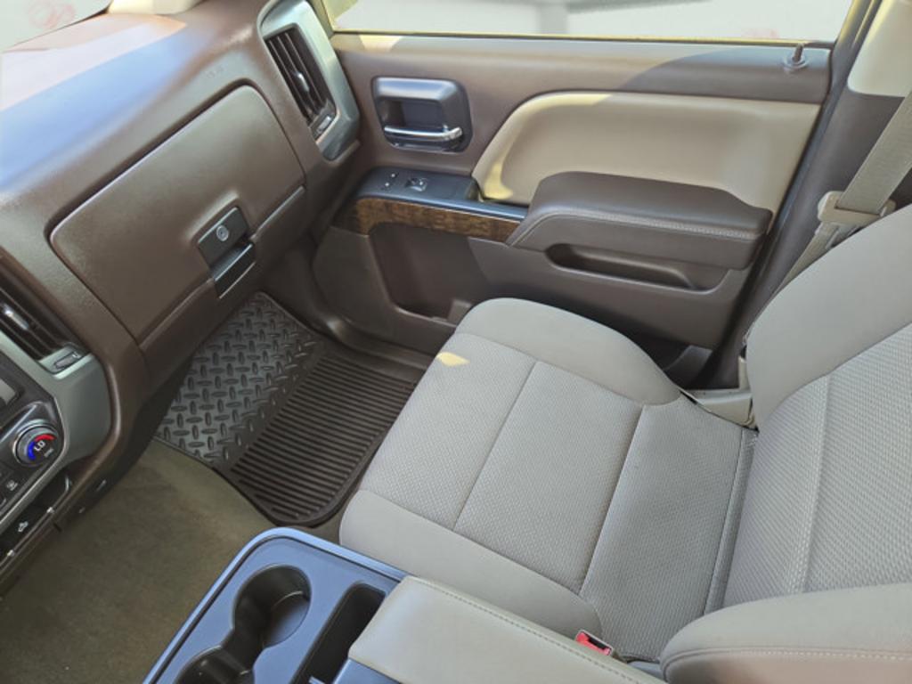 2014 Chevrolet Silverado - $17,999