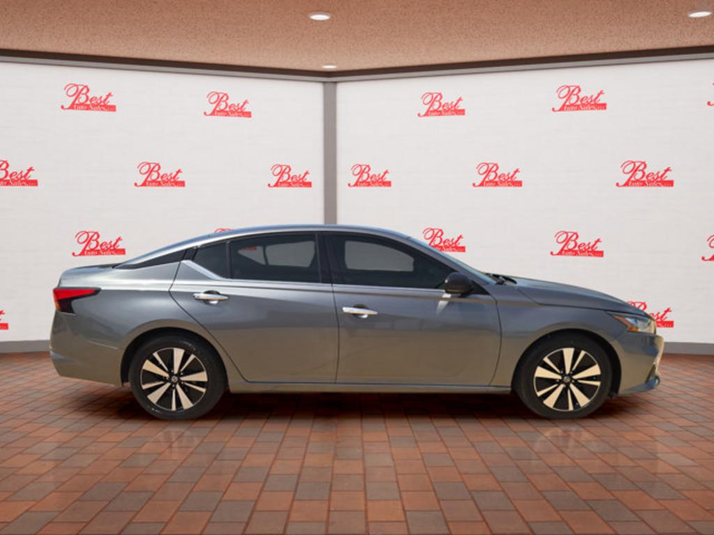 2020 Nissan Altima - $21,999