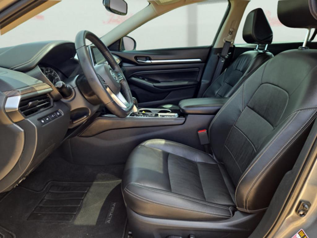 2020 Nissan Altima - $21,999