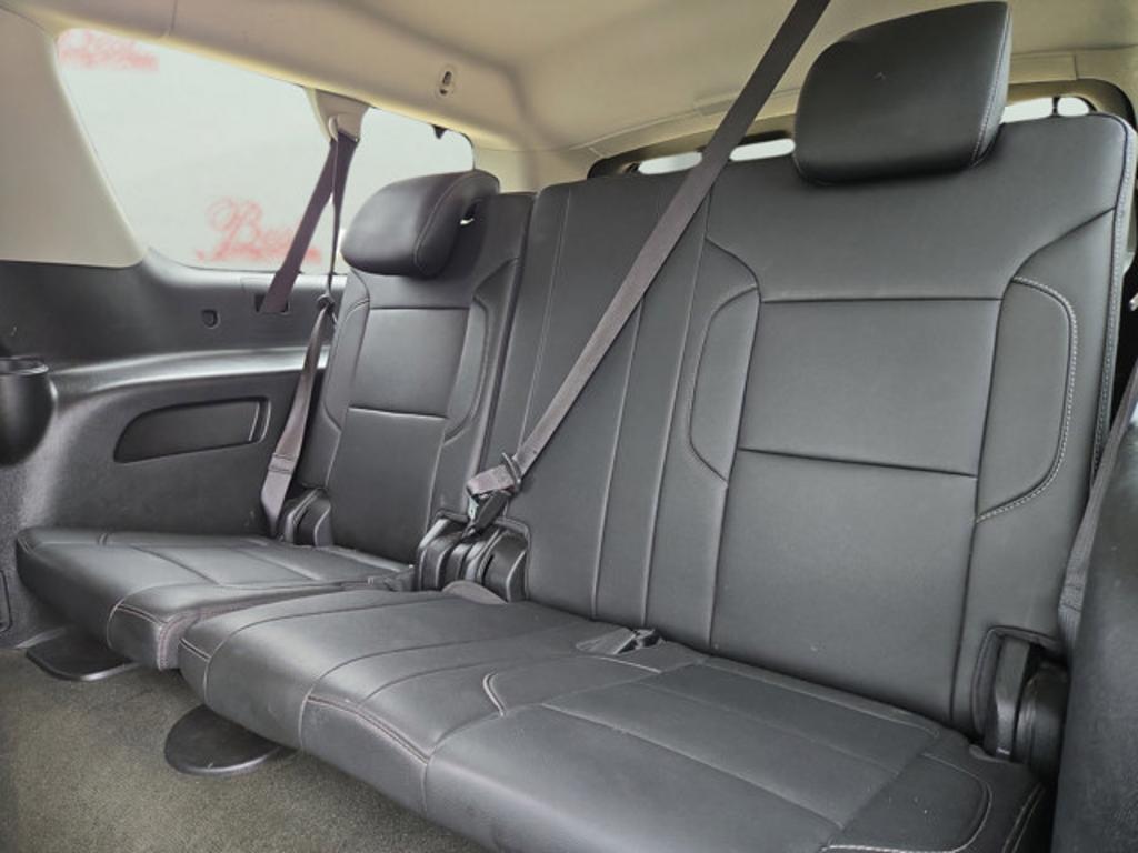 2018 Chevrolet Suburban - $22,999