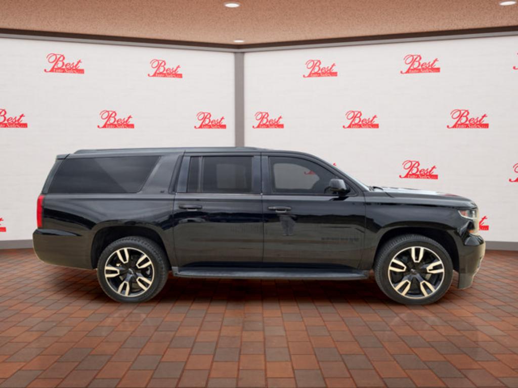 2018 Chevrolet Suburban - $22,999
