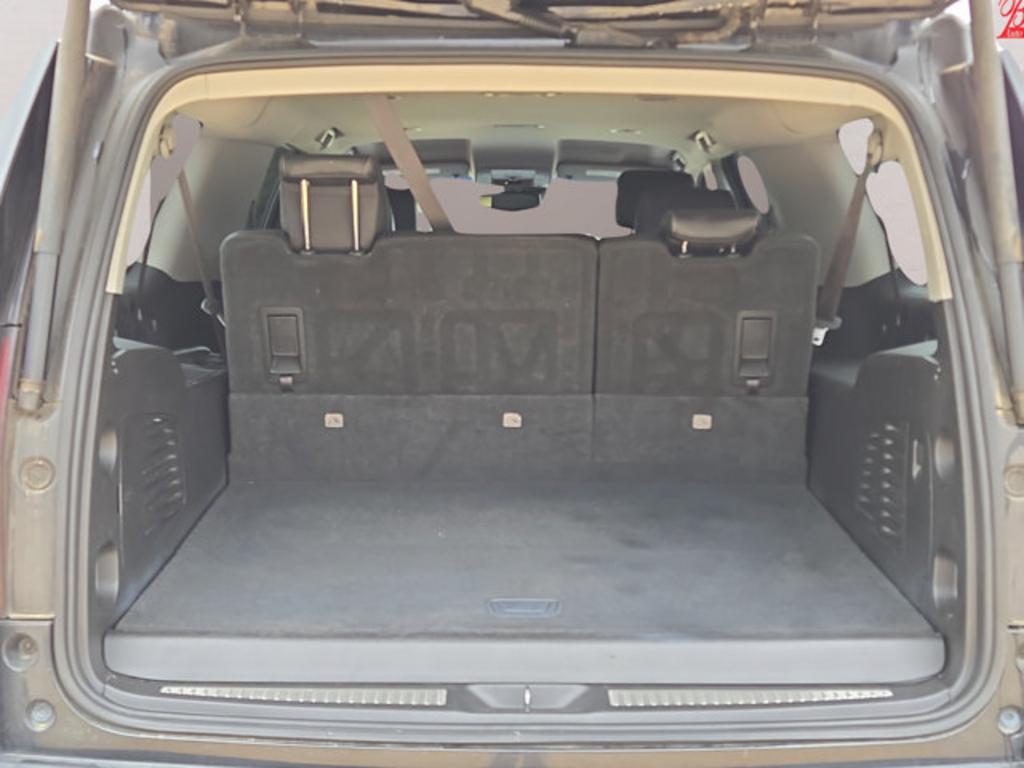 2018 Chevrolet Suburban - $22,999