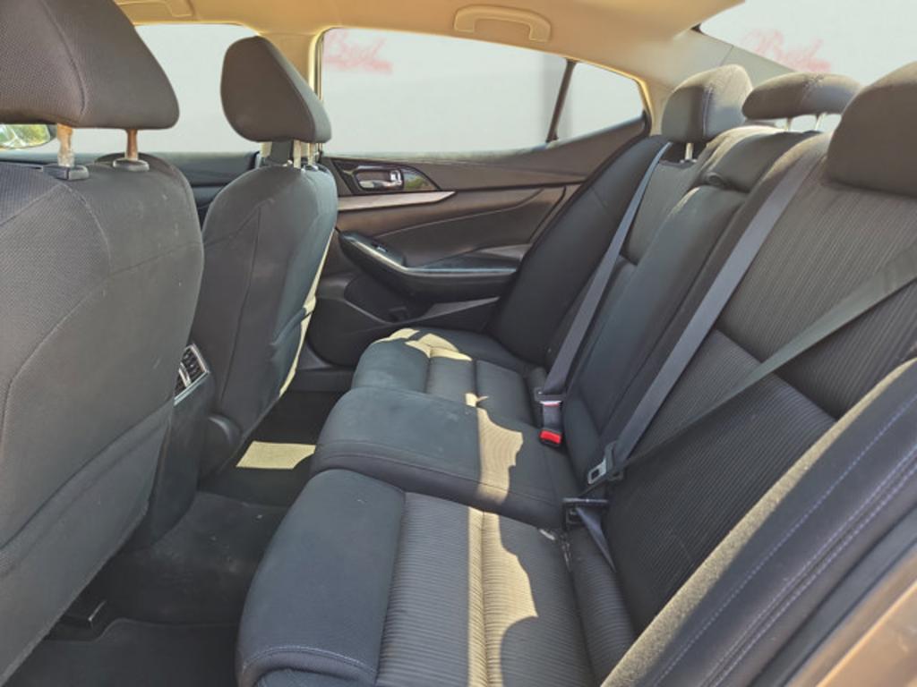 2017 Nissan Maxima - $17,999