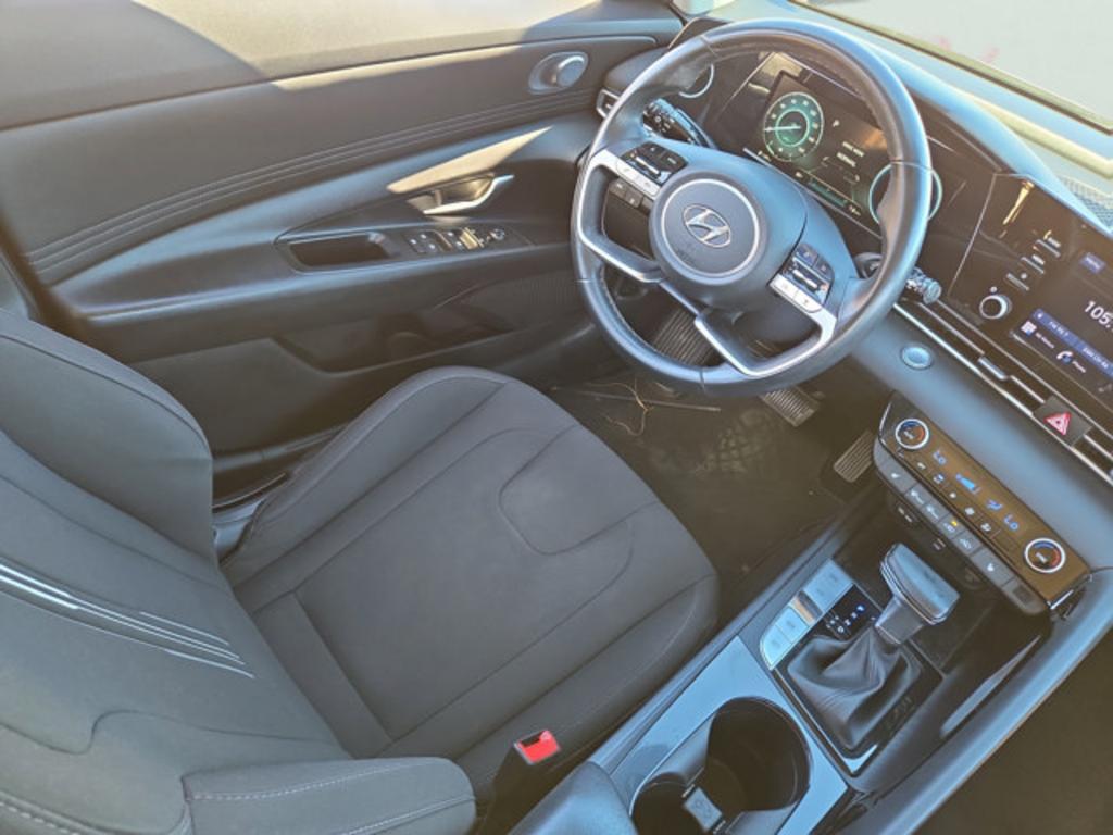 2022 Hyundai Elantra - $15,999