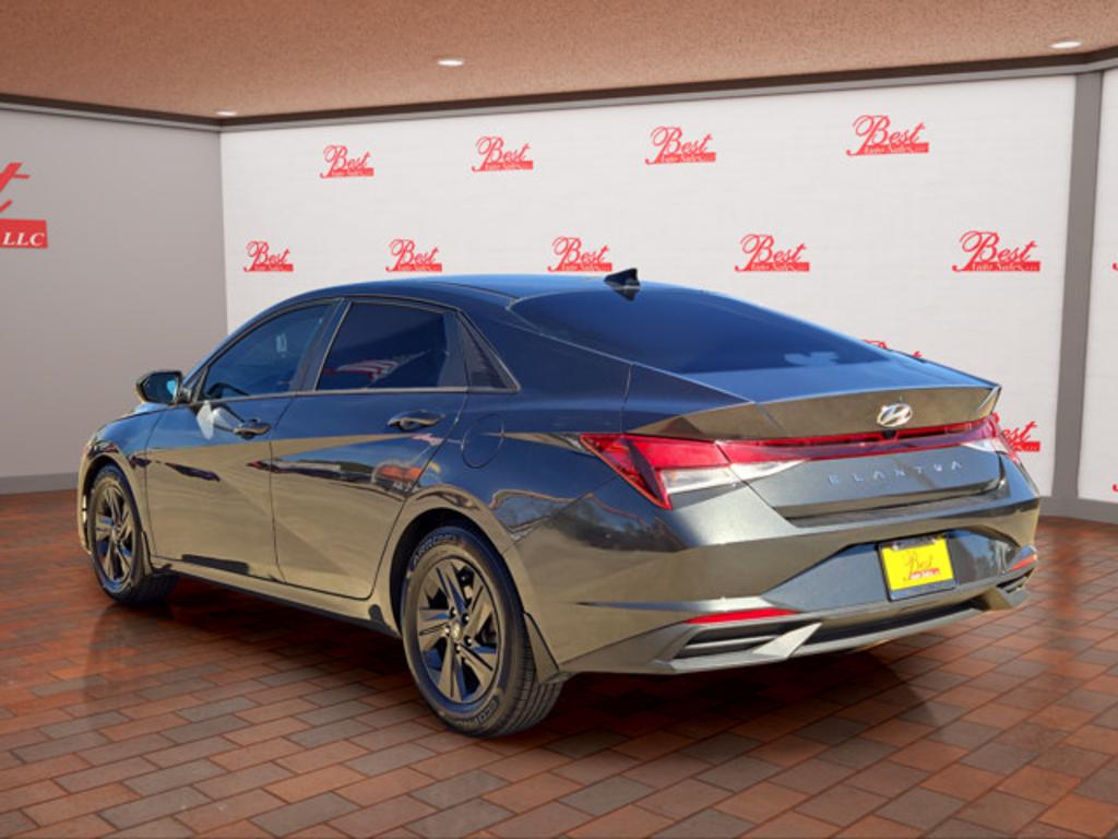 2022 Hyundai Elantra - $15,999
