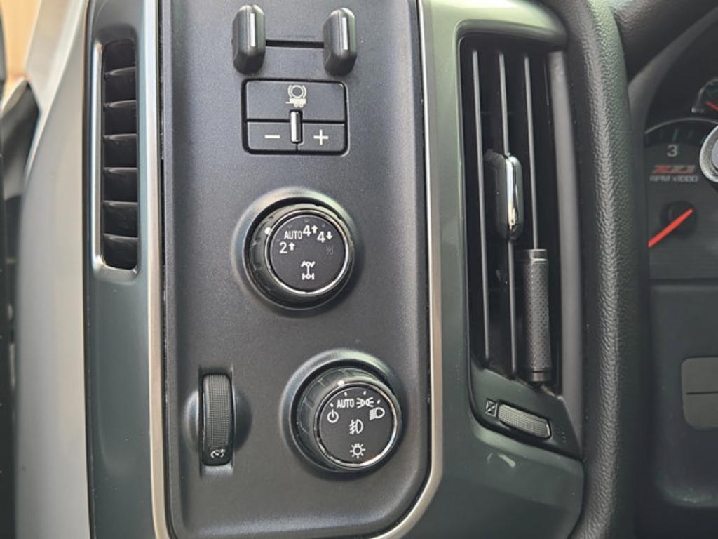 2017 Chevrolet Silverado - $22,999