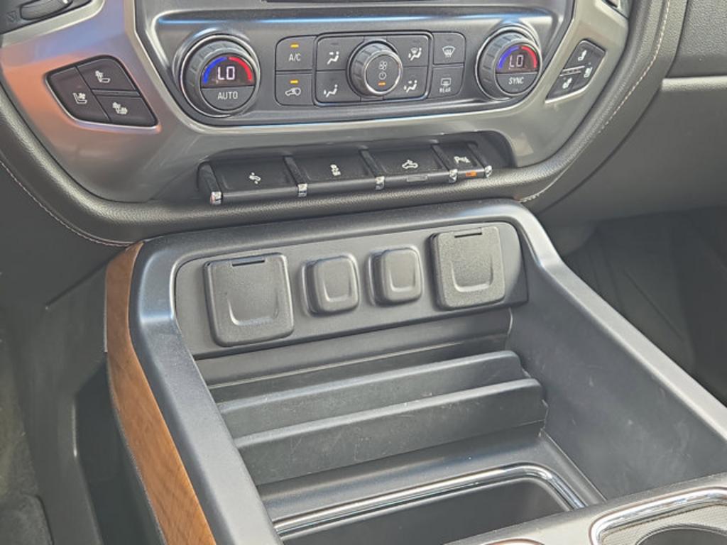 2018 Chevrolet Silverado 1500 - $28,999
