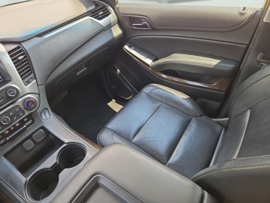 2018 Chevrolet Suburban - $22,999