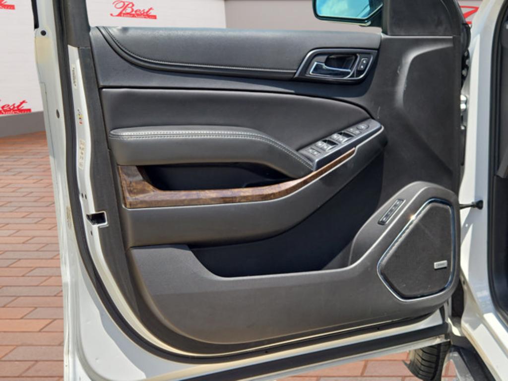 2018 Chevrolet Suburban - $22,999