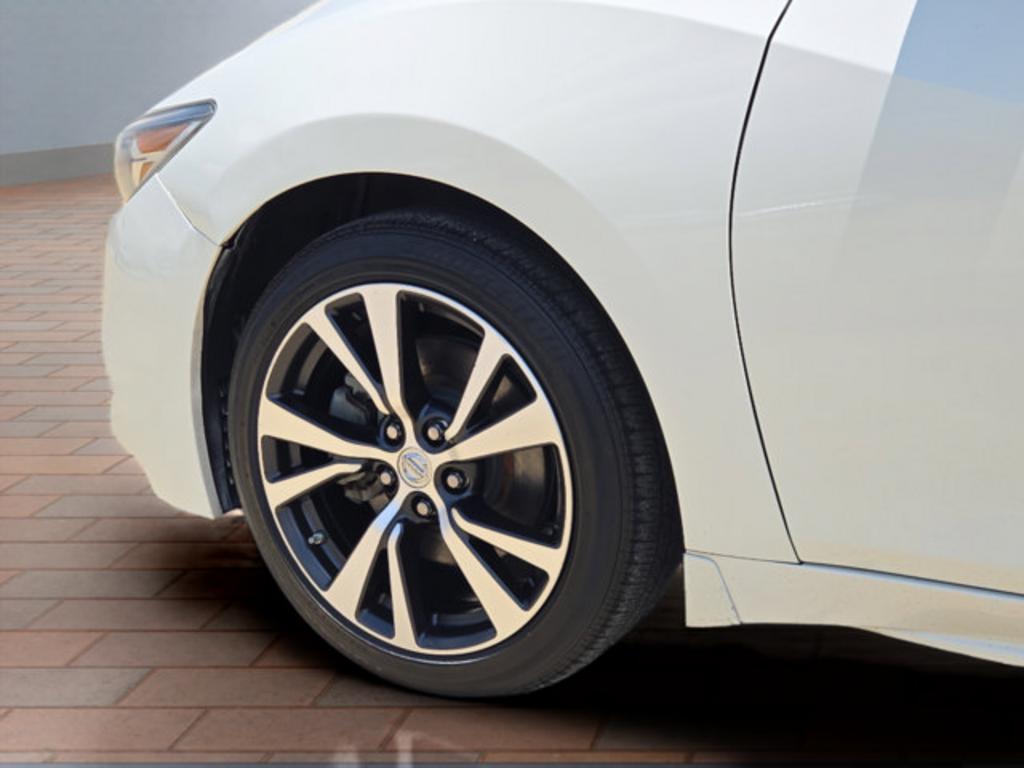 2017 Nissan Maxima - $20,500