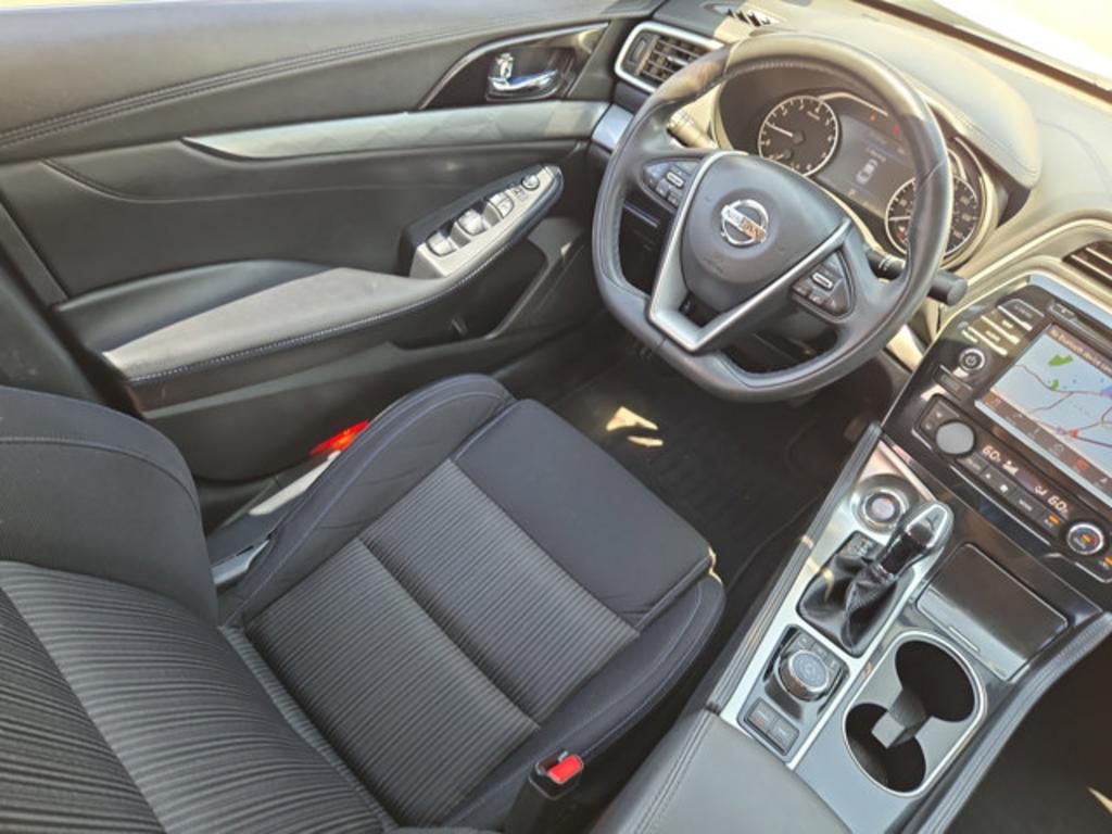 2017 Nissan Maxima - $20,500