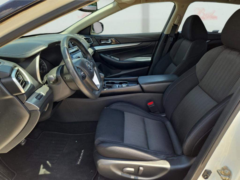 2017 Nissan Maxima - $20,500